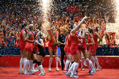 türkiye s sultans beat serbia to lift european volleyball title daily sabah