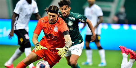 Currently, corinthians rank 10th, while internacional hold 17th position. Brasileirão | Corinthians x Palmeiras: as cotações para o ...