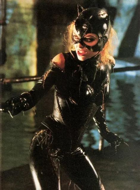 Batman Returns Michelle Pfeiffer Poster Catwoman Suit £2927 Picclick Uk