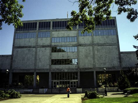 Share of doxo users in salem, oregon that are customers of the listed company. Marion County Courthouse in Salem, Oregon image - Free stock photo - Public Domain photo - CC0 ...