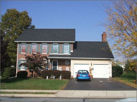 Charcoal black certainteed shingles. Black shingles on a ...