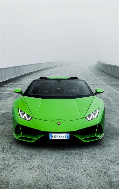 840x1336 Lamborghini Huracan Evo Spyder Green Car Wallpaper In 2020