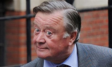 The Cabinet Needs A Reshuffle It S Time For The Pm To Stand Up To Ken Clarke Daily Mail Online