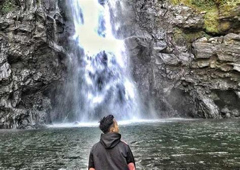 Ekosistem disekitar air terjun ini sungguh menyejukkan pemandangan. Air Terjun Manggisan - Harga Tiket - Spot Foto Terbaru 2021