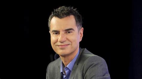 He tells of his passion for michel sardou on the occasion of the release of the artist's biography entitled & quot; Laurent Luyat fan inconditionnel de Michel Sardou