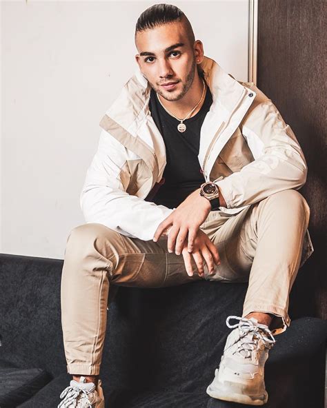 Archivo de noticias en colombia y el mundo sobre manuel turizo. 242.5 mil Me gusta, 2,481 comentarios - Manuel Turizo ...