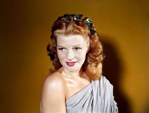 22 Stunning Vintage Color Portraits Of Rita Hayworth In The 1940s