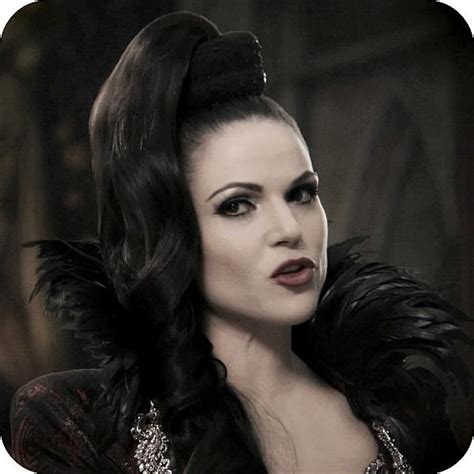 The Bee Goddess Evil Queen Makeup Regina And Emma Queen Outfit