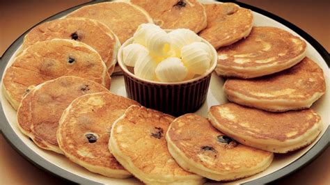 Sour Cream Blueberry Pancakes Recipe