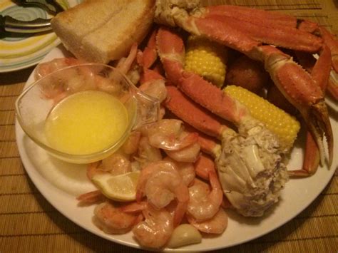Simply bring a pot of water to a boil and add about four to six legs (depending on size). Snow Crab and Shrimp Boil | All Kinds of Recipes