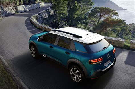 Análisis de cada una de las versiones, características, ficha técnica, fotos y precios del c4 cactus. Citroën C4 Cactus THP 165 EAT6 Shine 2018 - Conduciendo.com