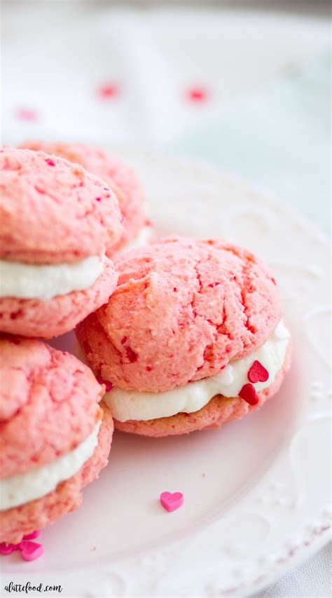 Strawberries And Cream Sandwich Cookies A Latte Food