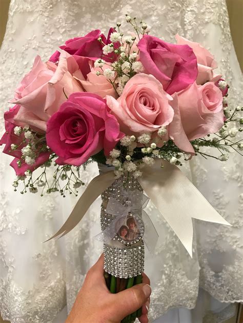 These incredible bouquets from real weddings on the blog set the. An old fashioned bouquet of roses in shades of pink and ...