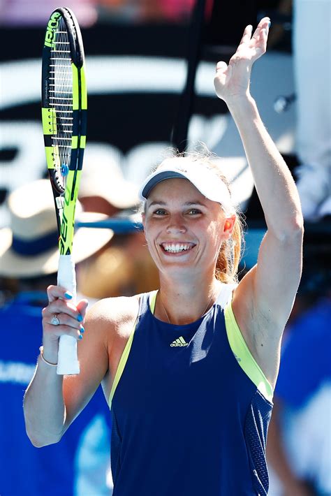 It's 2nd set tiebreak but honestly i've never been more proud, no matter what happens, he plays so well?? Australian Open: Karolina Woźniacka zatrzymała Elise ...