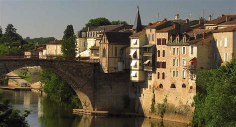 I looked over at my friend as she was talking feverishly about the still, quiet beauty of the river lot in the first morning light, and how pulling up stakes and. Lot et Garonne - Information France