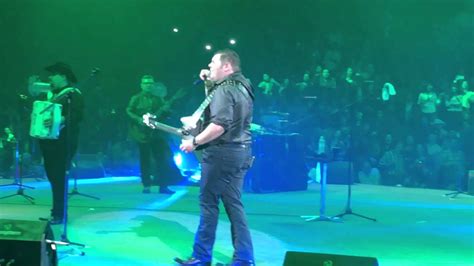Contact arena monterrey on messenger. DUELO - Por Que ( Arena Monterrey XV ANIVERSARIO) - YouTube