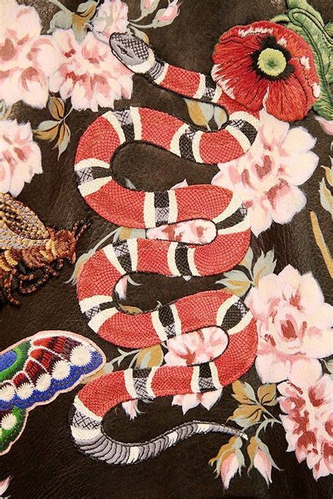 Font ecran, super fonds d'écran, fonds d'écran de téléphone portable, fonds d'écran android, fonds d'écran de verrouillage, arrière plans iphone, fond publicités gucci pour votre pc (wallpapers). Fond Decran Gucci Abeille - Fond d'écran Wallpapers