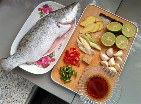 Masak sehingga mendidih dan tutup api. Resipi Ikan Siakap Stim Ala Thai Confirm Sedap & 'Juicy'