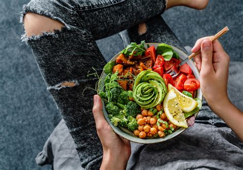 They can notify you when to start and stop eating. Fasting Mimicking Diet: What to Eat For Optimal Results ...