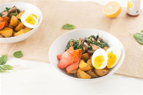 Smoked salmon recipes for delicious and healthy eating. Smoked Salmon Breakfast Bowl - Smoked Salmon Breakfast ...