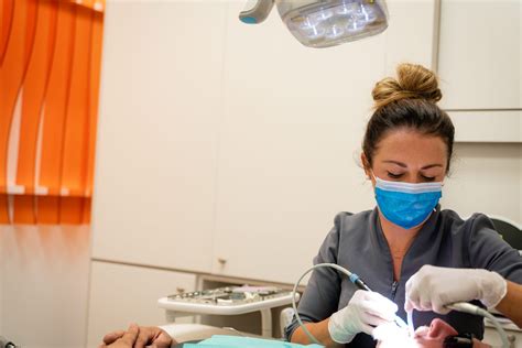 Wisdom Teeth Removal Faq True Dental Kelowna Dentist