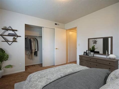 Zillow group is committed to ensuring digital accessibility for individuals with disabilities. Apartments For Rent in Murray UT | Zillow