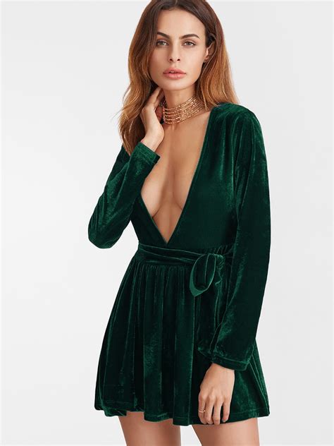 Dark Green Deep V Neck Velvet Dress With Belt Sheinsheinside