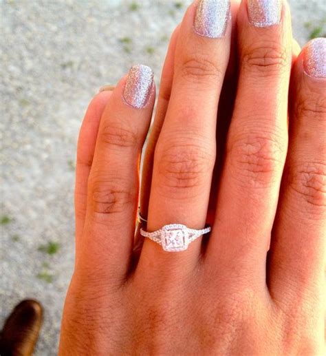 7 Cool Tricks To Pick The Right Engagement Ring That Will Flatter Your