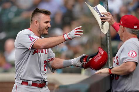 Mike Trout Hits 2 Home Runs Shohei Ohtani Shines On Mound In Angels Win — Pasadena Star News