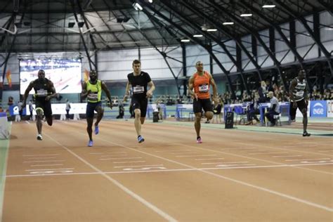Jun 15, 2021 · christophe lemaitre s'est testé sur le 100 m de kladno, mardi, mais en raison d'une gêne à un mollet, il n'a pu prendre le départ du 200 m. Christophe Lemaitre bat Jimmy Vicaut sur le 60m de ...