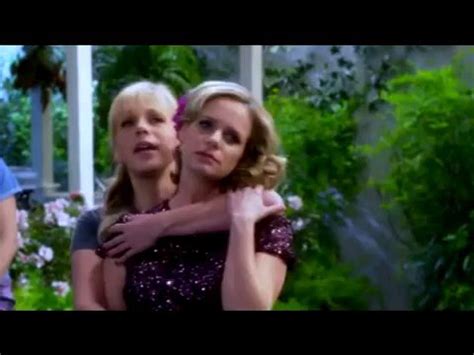 See how dj tanner, stephanie tanner and kimmy gibbler have transformed from their days on 'full house' to. Kimmy Gibbler and Stephanie Tanner KISS on FULLER HOUSE ...