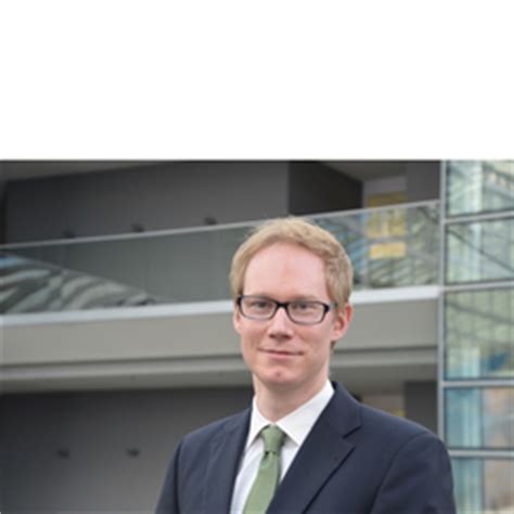 Cu doar un buton transferi simplu si rapid bani in contul tau de la unicredit bank. Christoph Schwarz - Senior Internal Auditor - UniCredit ...