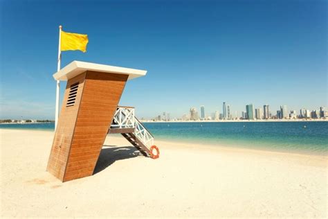 Al Mamzar Beach Park In Dubai Explore The Best Beach In Dubai