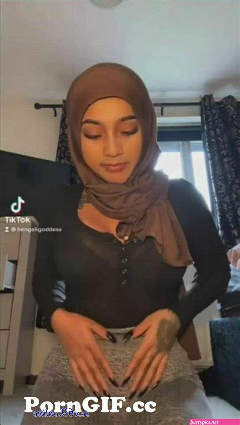 hijab big tits girl busty porn pics