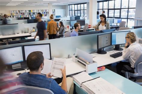 Working In An Office 12 Things Every Office Worker Knows To Be True Metro News