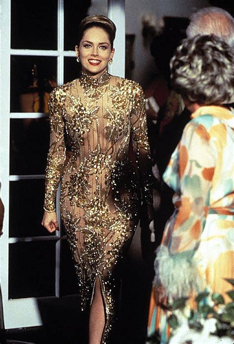 Encuentra fotos de stock perfectas e imágenes editoriales de noticias sobre sharon stone 1995 en getty images. 1995 Iconic Sharon Stone Casino Gold Sequin Beaded ...