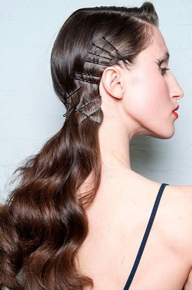 12 Simple And Chic Hairstyles With Bobby Pins Pretty Designs