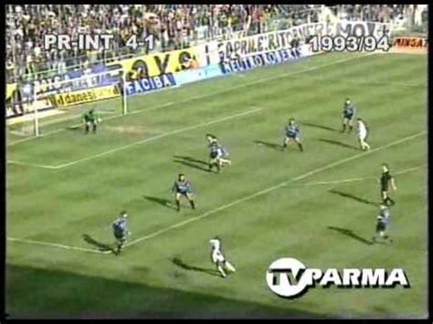 Ivan perišić scored in the dying minutes to secure a draw for inter, after gervinho's double for parma in the second half | serie a timthis is the official. Parma Inter 93/94 - YouTube