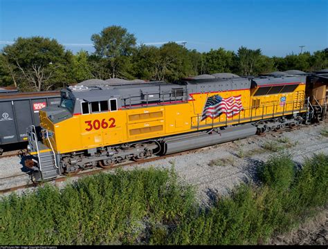 Railpicturesnet Photo Up 3062 Union Pacific Emd Sd70ace T4 At Melissa