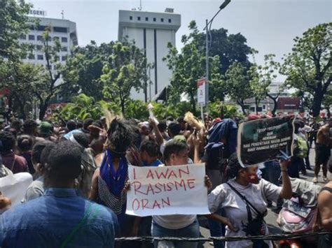Gelar Aksi Damai Warga Papua Long March Ke Istana Merdeka Okezone Nasional