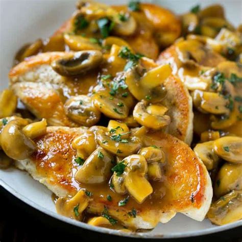 Scatter the vegetables around the chicken, arranging them in an even layer. Easy Chicken Marsala | Recipe | Chicken marsala, Easy ...