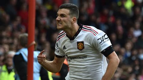 Antony Diogo Dalot Goals Steer Manchester United To Win At Forest Tsnca