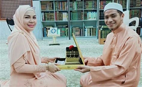 Top threads voted as the best by the warrior forum. Da'i Farhan Kahwin Janda Anak 8, Isteri Pertama Tak Redha?