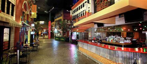 See asian kitchen express's may, 2021 menus, deals, coupons, earn free food, and more. The Best Food Courts on the Las Vegas Strip