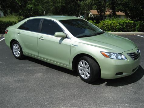 The brake lights on the hycam are not the same as the ordinary camry. 2007 Toyota Camry Hybrid Test Drive Review - CarGurus