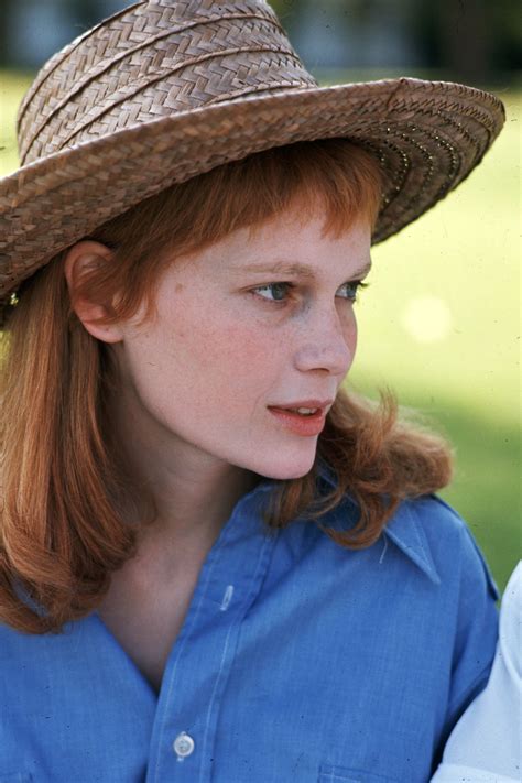 In Photos Mia Farrows Most Iconic Moments In The 60s And 70s Mia Farrow 70s Celebrities