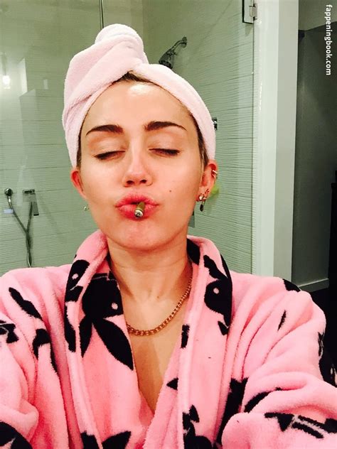 Miley Cyrus Mileycyrus Nude Onlyfans Leaks The Fappening Photo Fappeningbook