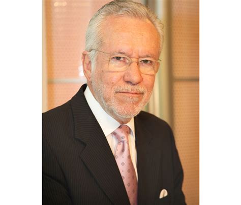 Alexandre garcia (journalist) was born on the 11th of november, 1940. Jornalista Alexandre Garcia é a mais nova atração do ...
