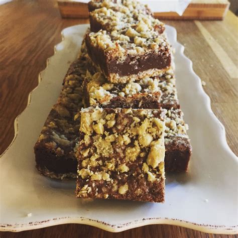 Stir in flour, oats, 1/3 cup peanut butter, baking soda, vanilla extract, and salt until dough is well mixed. Chocolate Oat Bars | Chocolate oats, Oat bars, Desserts
