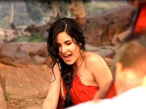 Katrina Kaif Gets Playful In New Slice Ad Tv Hindustan Times